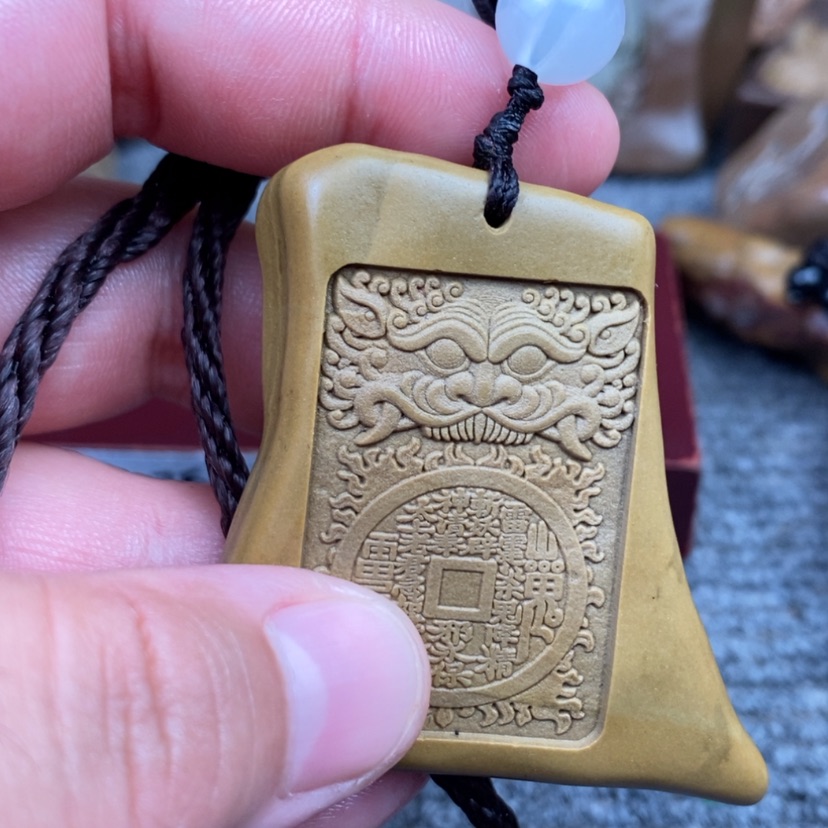 【闪购商品】原石雕刻手把件