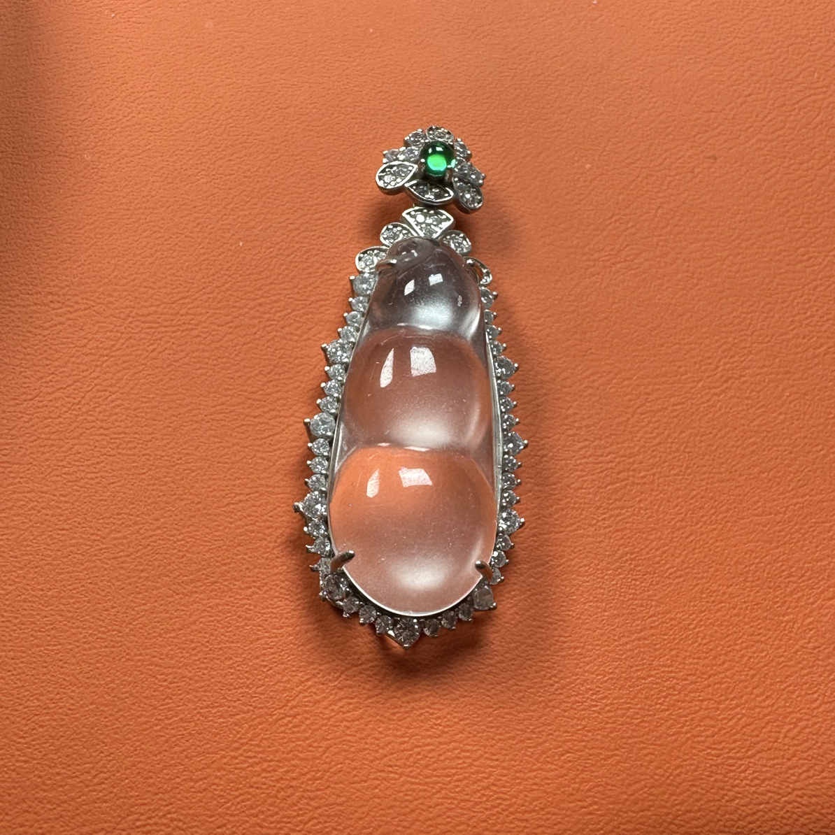 俄料S925银镀金黑钢种水福豆天然石英质玉吊坠