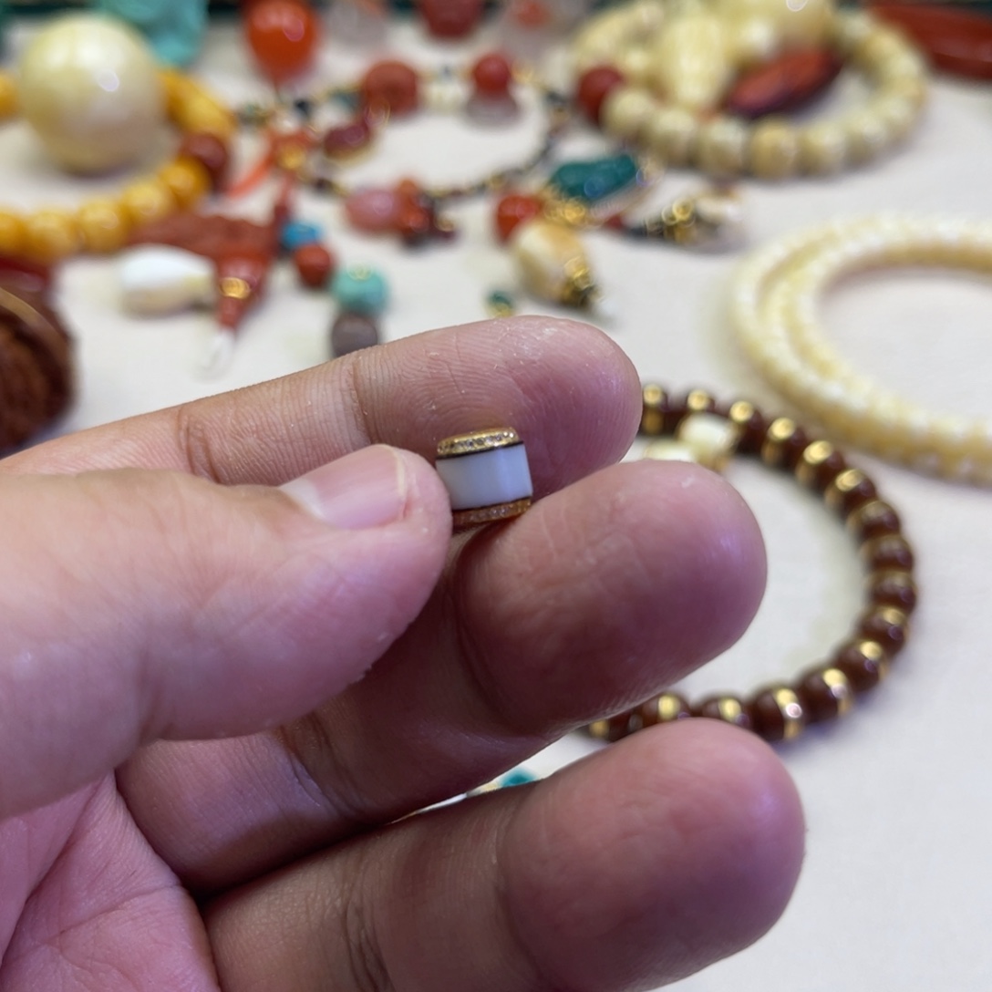 玛瑙/玉髓18K金镶嵌珠宝奇石76