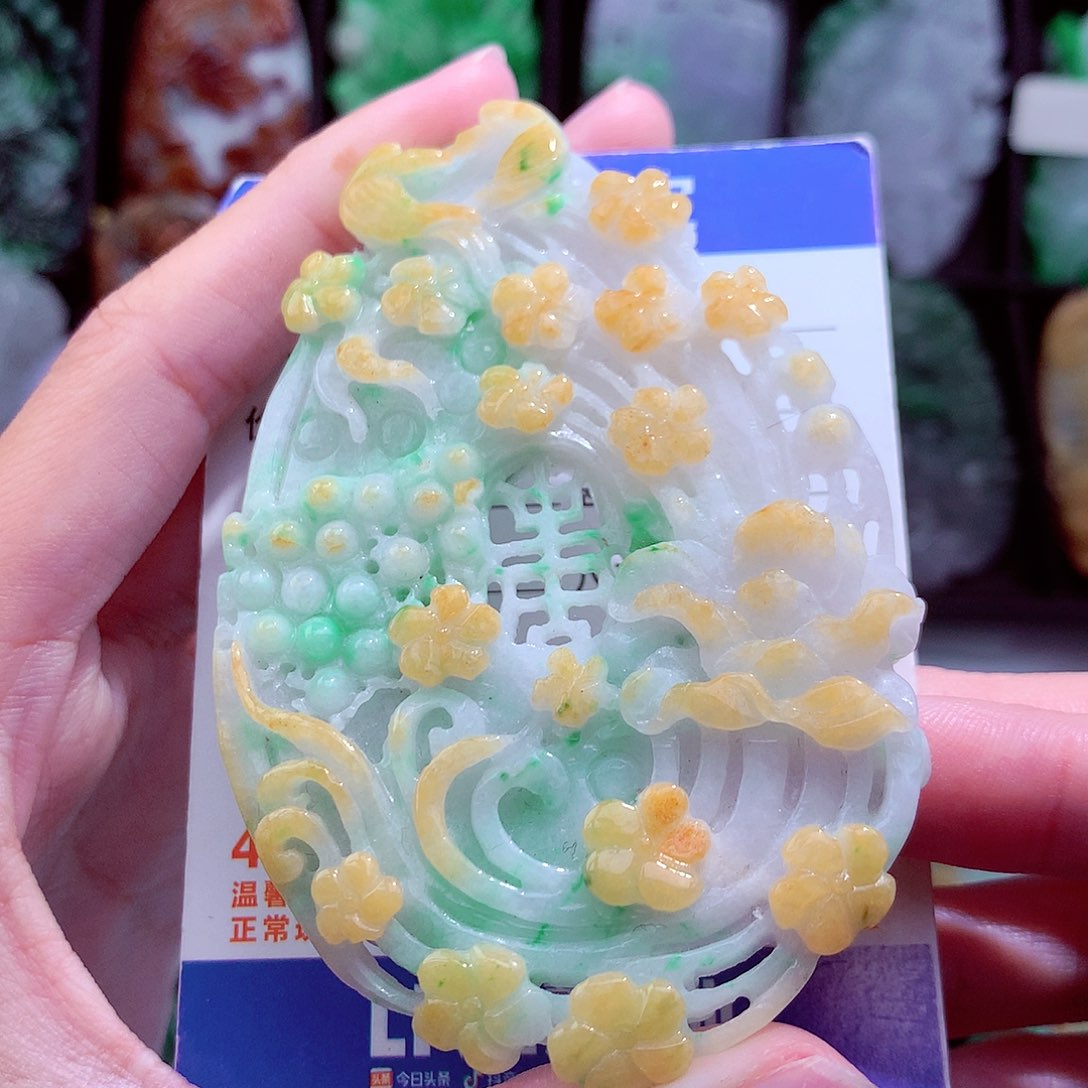 翡翠未镶嵌颈饰天然