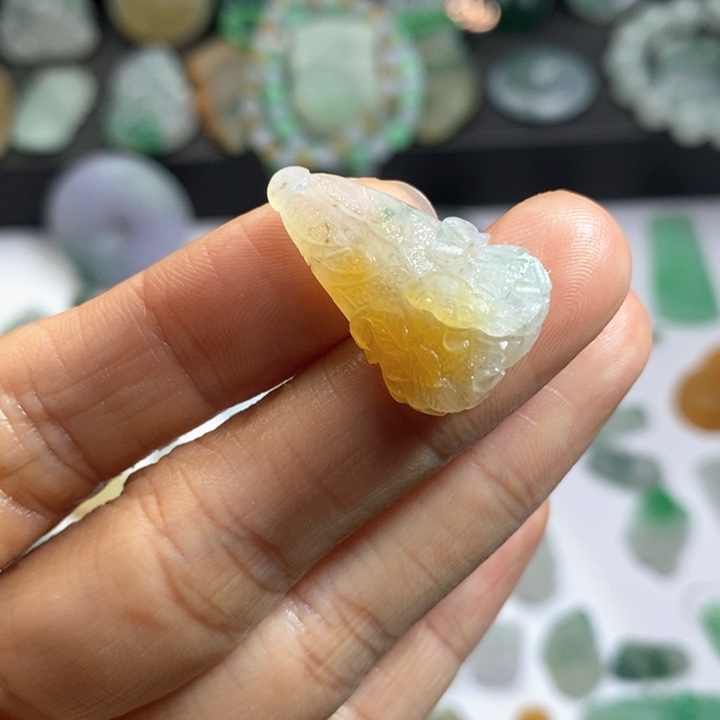 定制翡翠未镶嵌白菜