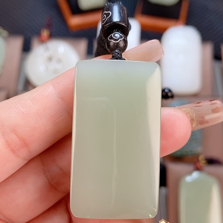 【闪购商品】和田玉颈饰未镶嵌