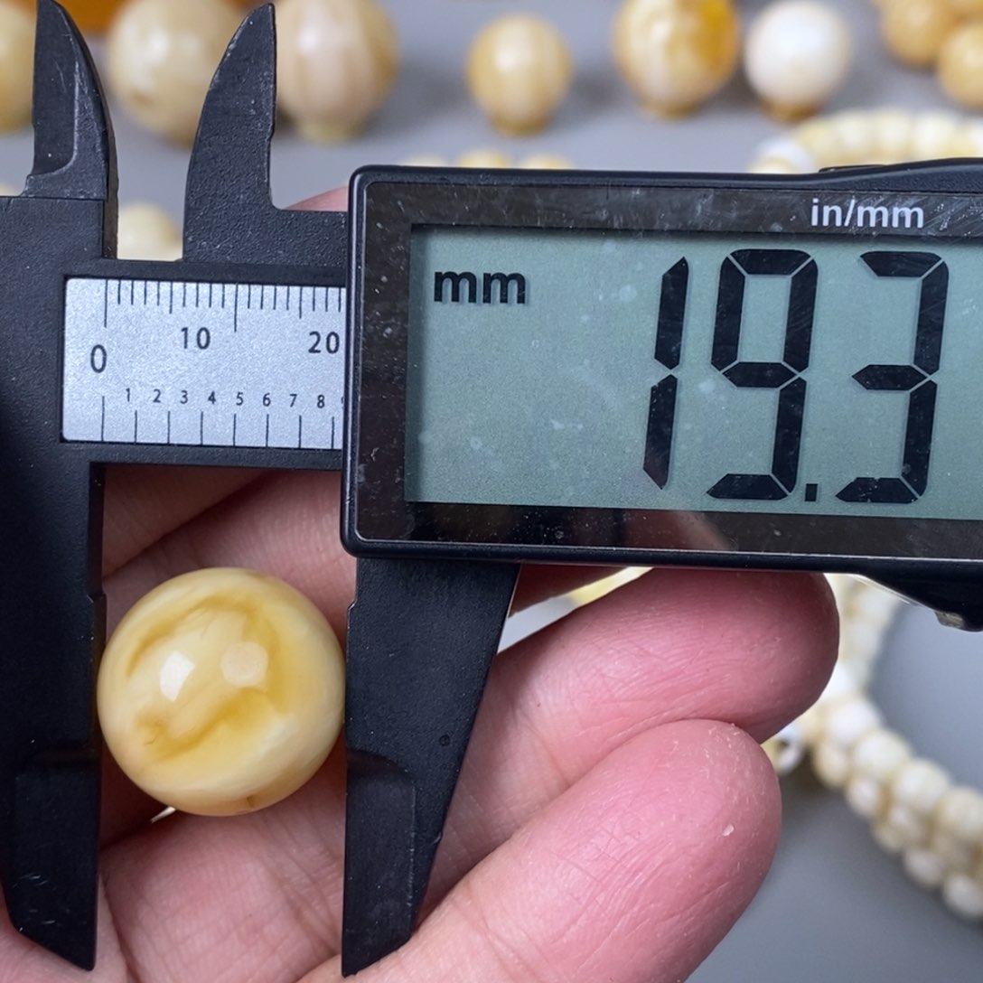 琥珀珠宝奇石未镶嵌有瑕疵