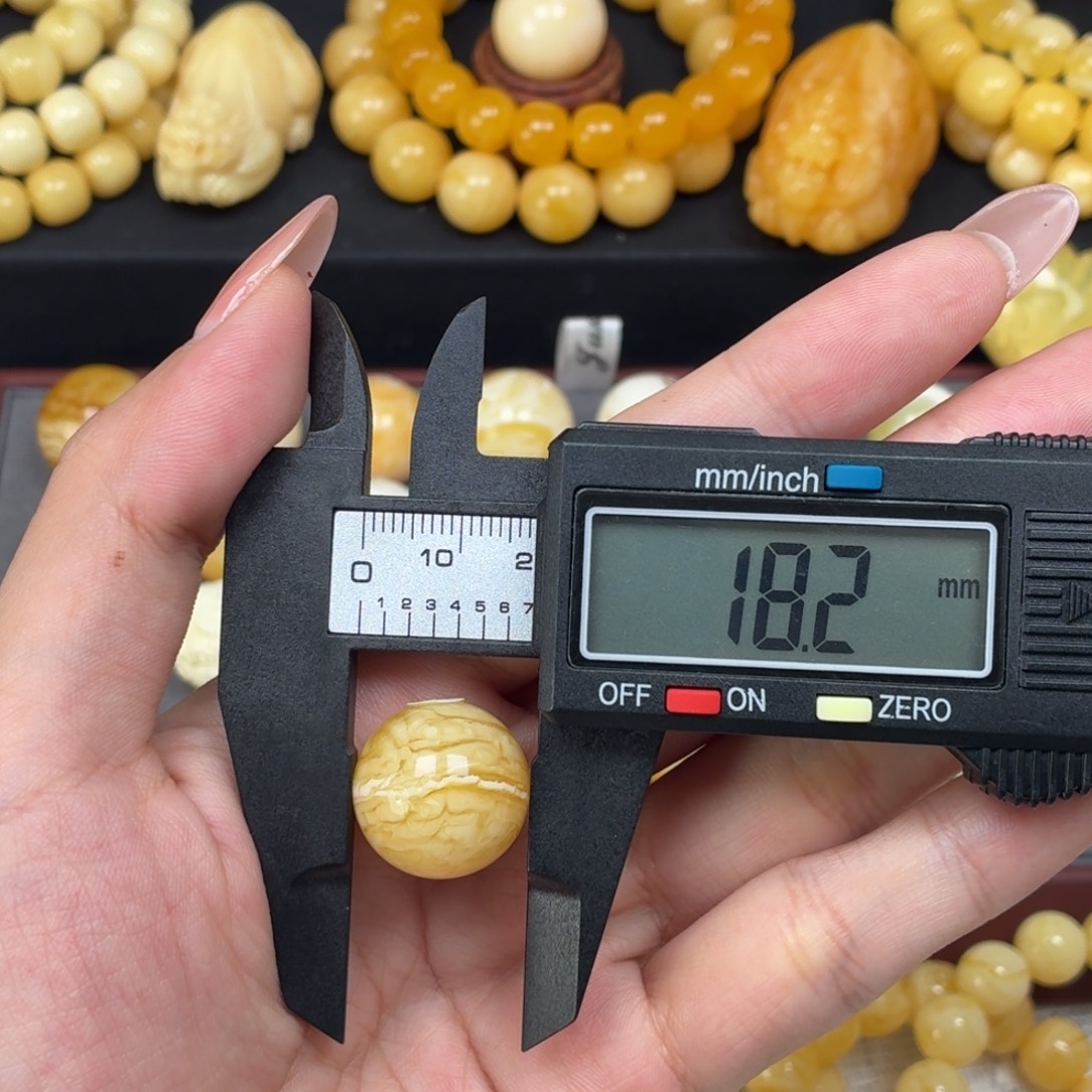 琥珀未镶嵌颈饰俄料虎皮纹单珠 3.3g