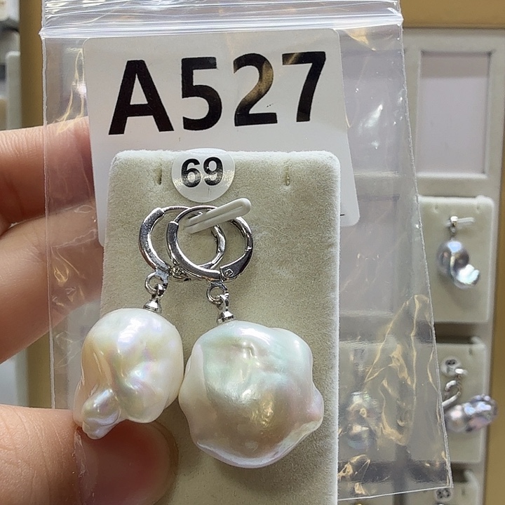 合成立方氧化锆合金