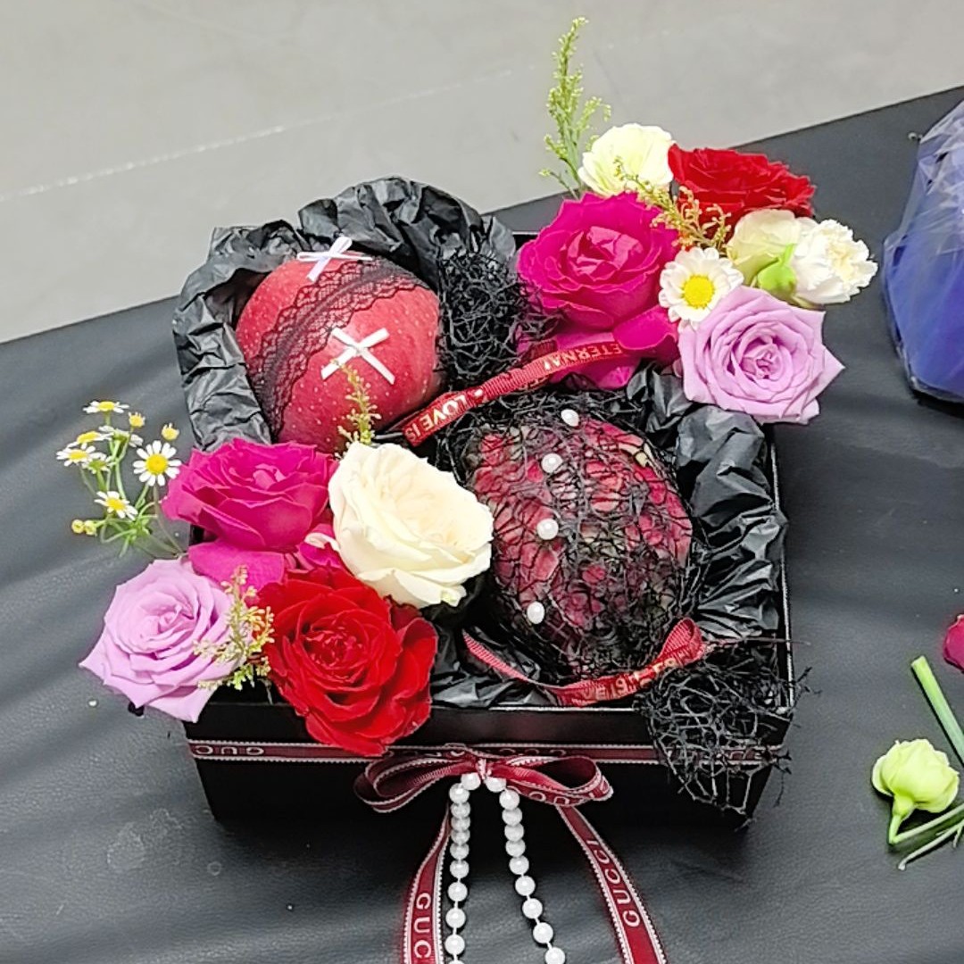告白礼物永生玫瑰真花礼盒童话情书送闺蜜女友生日