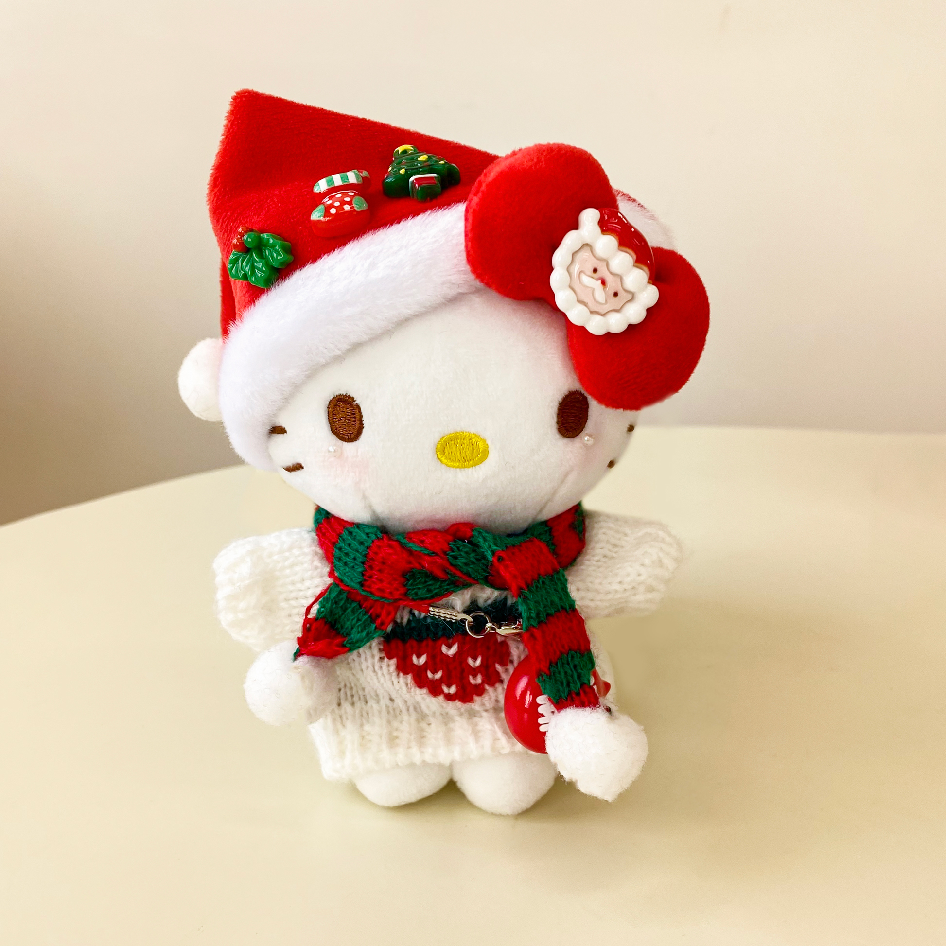 【圣诞款】正版HelloKitty毛茸茸包挂手工挂件diy包挂玩偶生日礼物