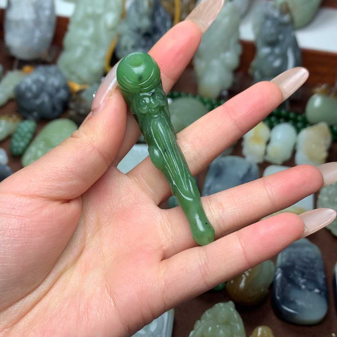 和田玉挂件未镶嵌