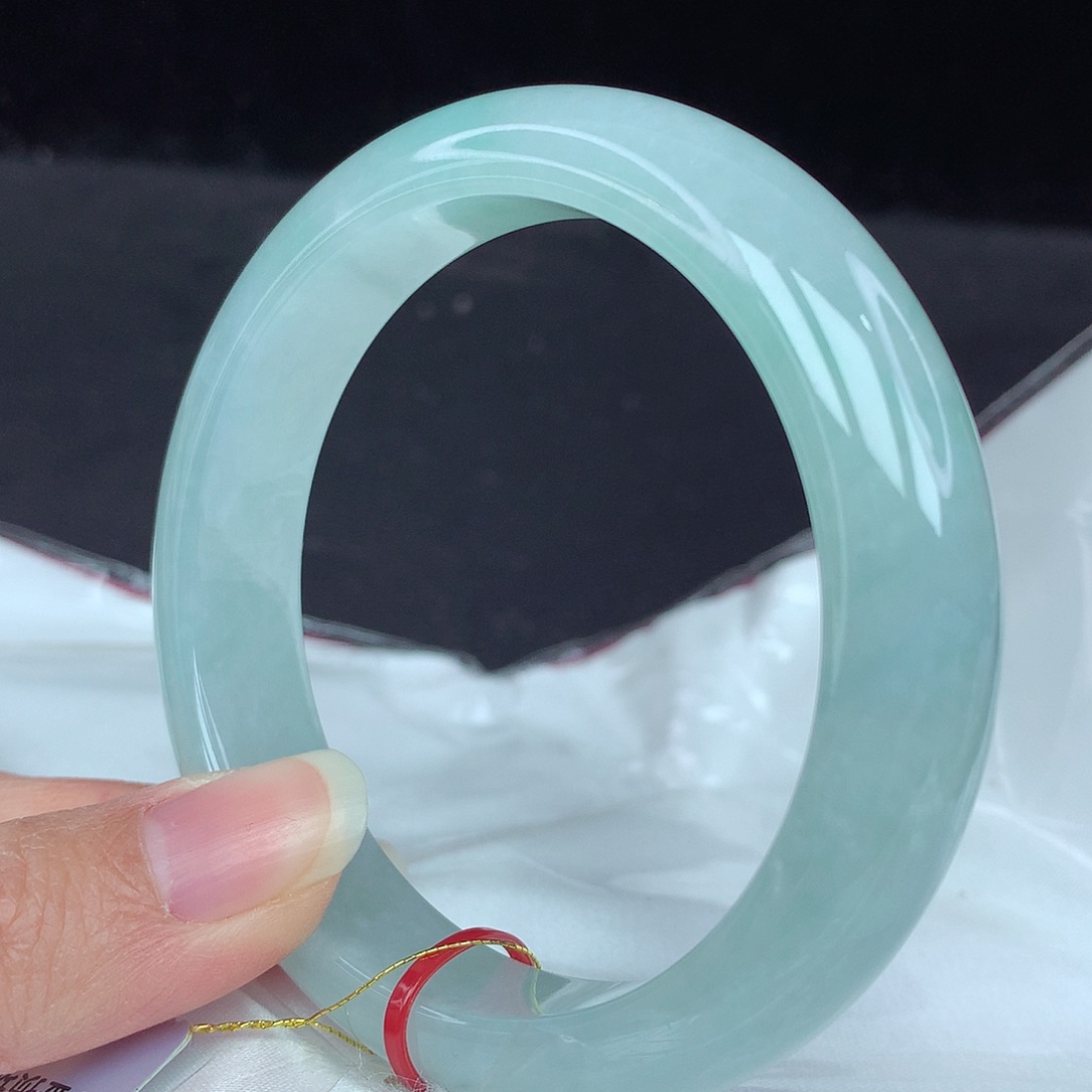 翡翠手镯未镶嵌59圈2948