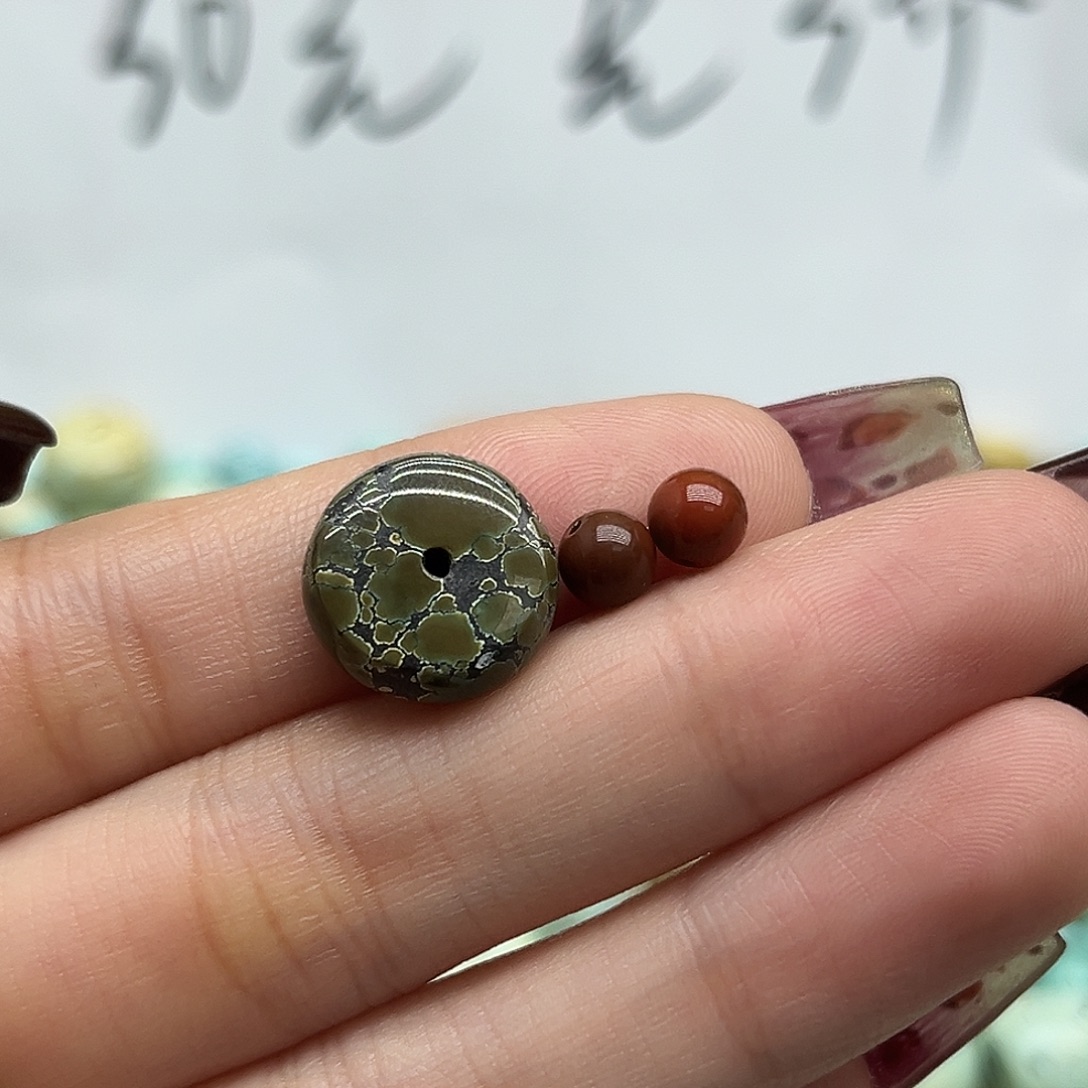 南红玛瑙未镶嵌珠宝奇石