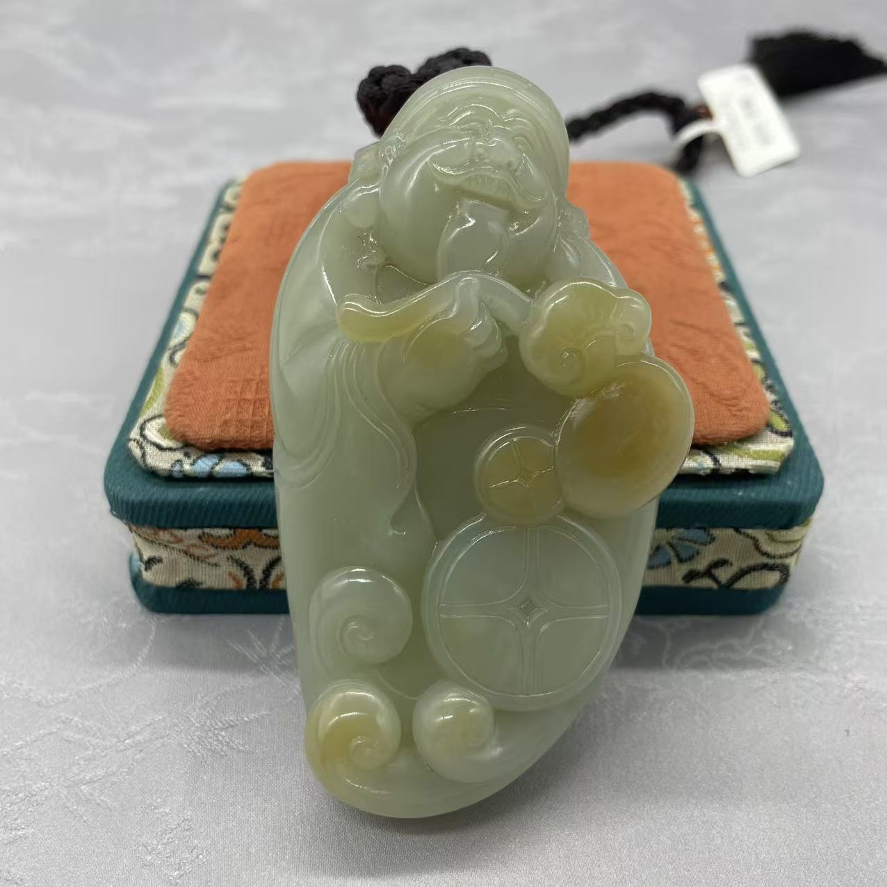 A083 和田玉挂件 LY3231018639