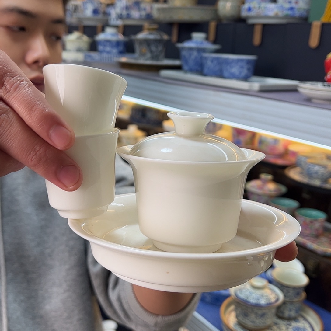 我们的目标是成为一个优秀的人