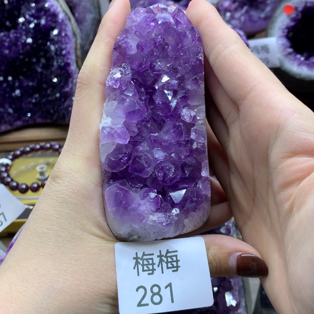 紫晶大型摆件（非配饰）未镶嵌