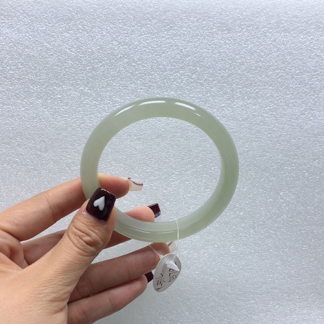 石英质玉手镯未镶嵌一****.小武60+眠羊