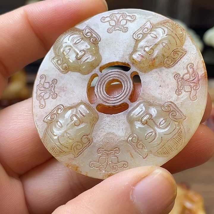 和田玉（糖玉）未镶嵌颈饰