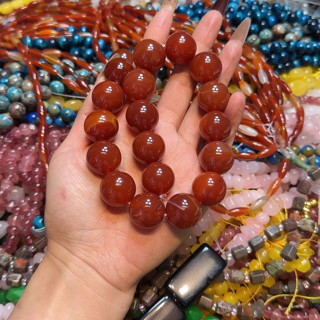 玛瑙/玉髓未镶嵌珠宝半成品20mm红玛瑙一条