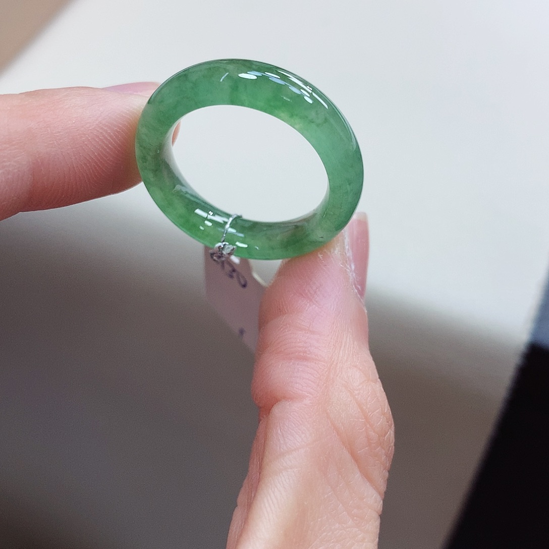 翡翠戒指未镶嵌18号