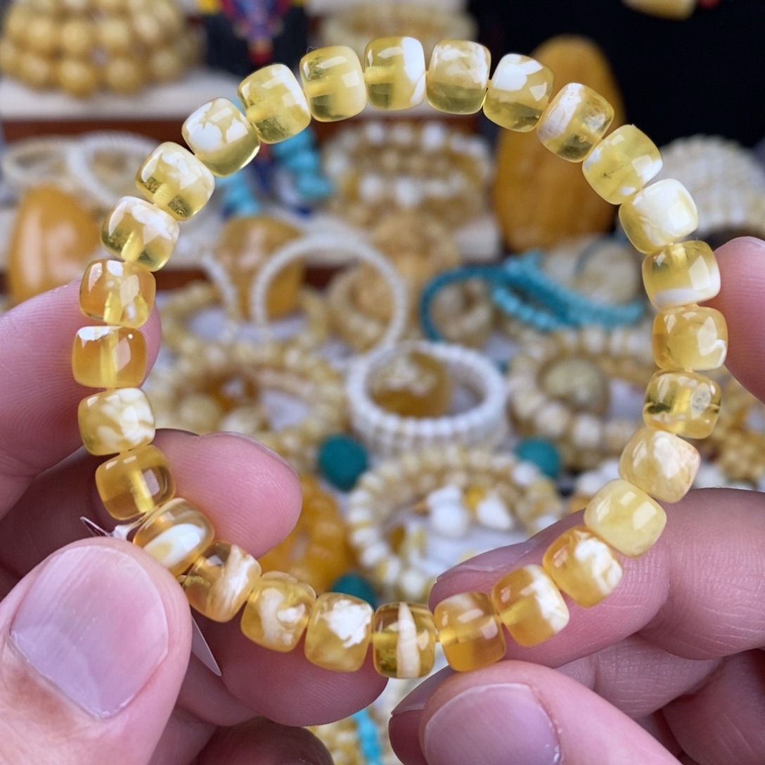 蜜蜡未镶嵌手链金瓷白妖花8mm