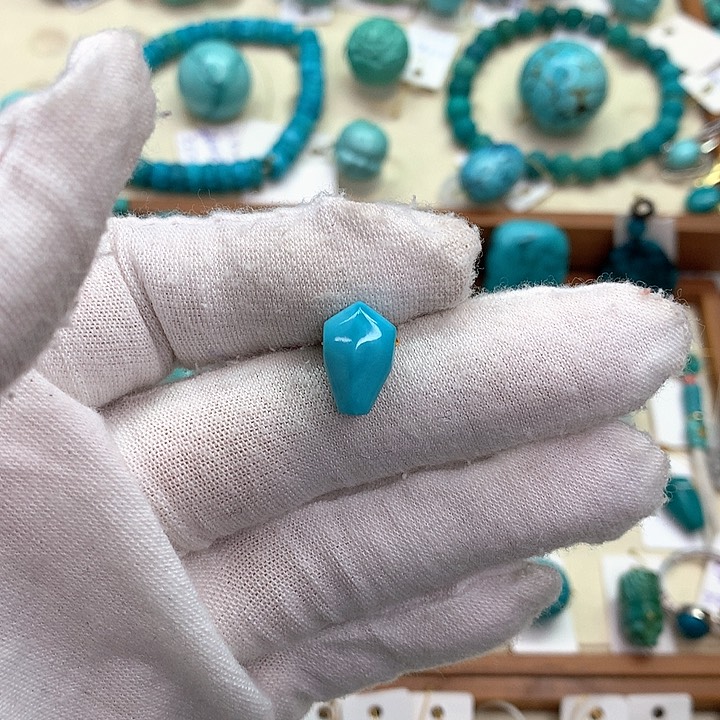 绿松石挂件未镶嵌看****大