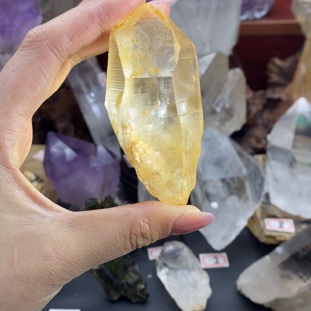 未镶嵌水晶大型摆件（非配饰）