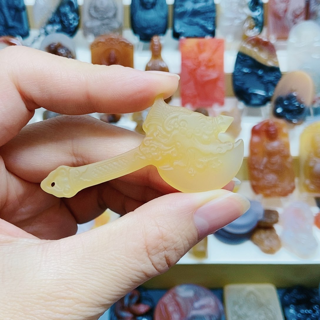 玛瑙/玉髓颈饰未镶嵌