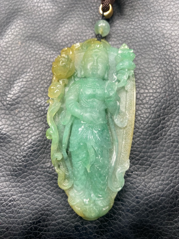 天然翡翠守护吊坠 腾冲老料翡翠黄加绿大势至菩萨