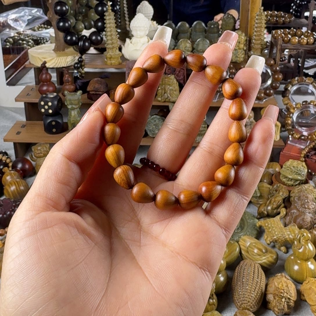 柏木（崖柏）太行崖柏水滴手串