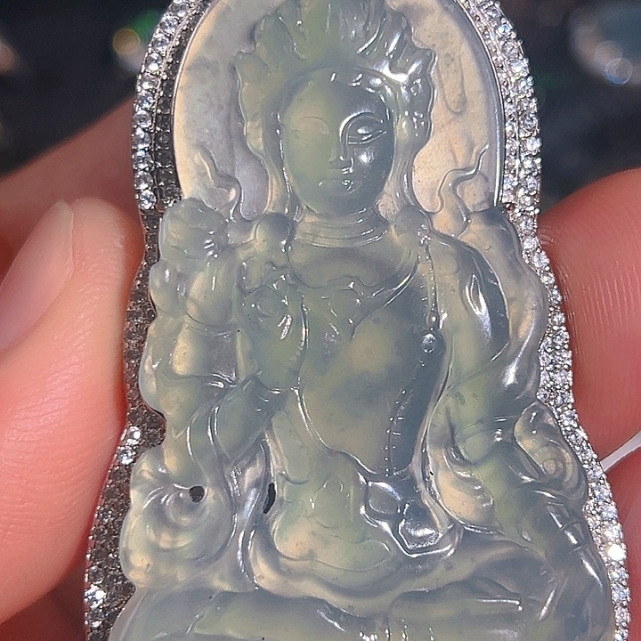 翡翠颈饰未镶嵌45555，