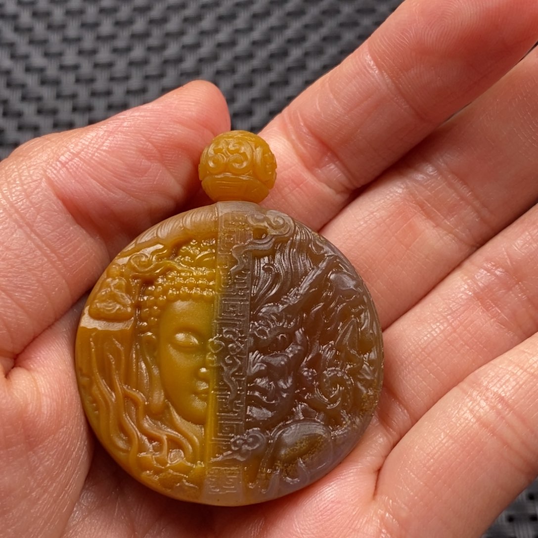 玛瑙/玉髓挂件未镶嵌冀***鲁