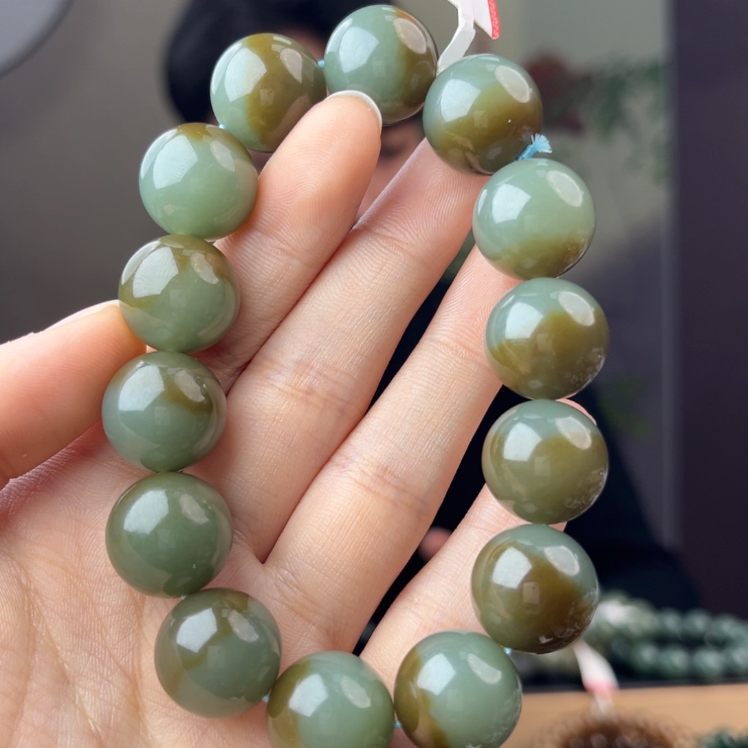 和田玉手链未镶嵌手串纯天然新疆且末料带糖16mm