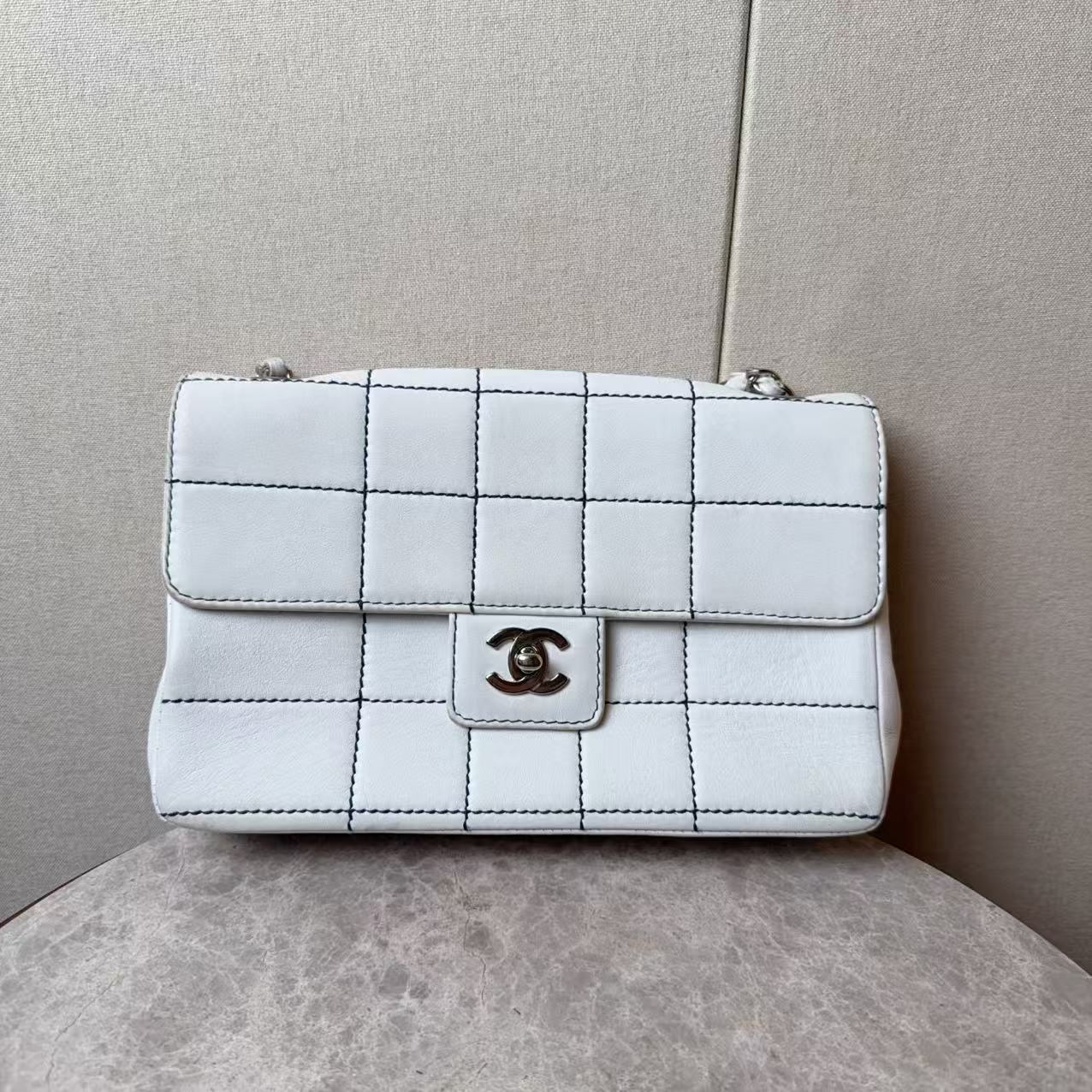 99新 Chanel/香奈儿 白色 冰格 双c 翻盖 单肩包