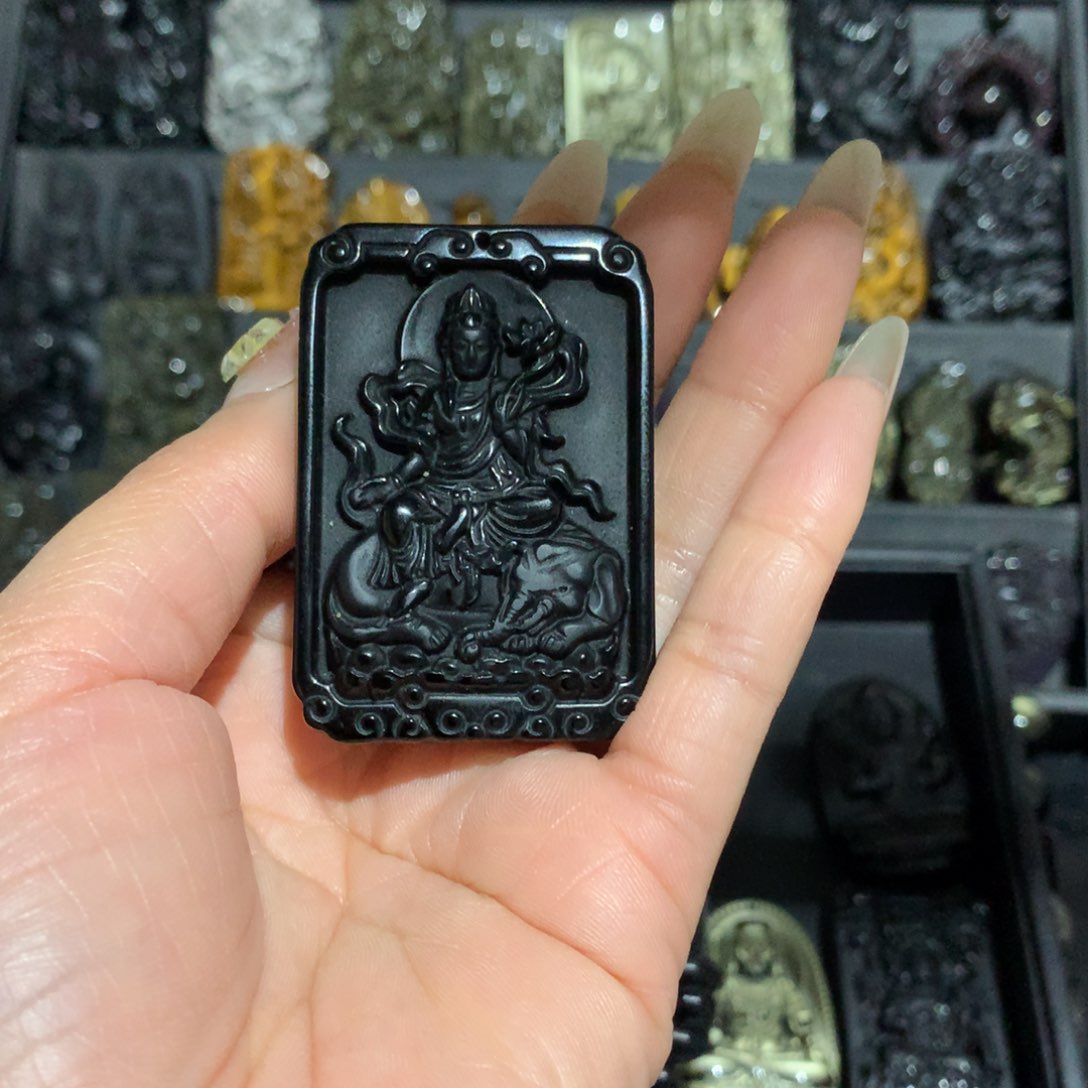 黑曜岩吊坠(赠链)未镶嵌金***娃