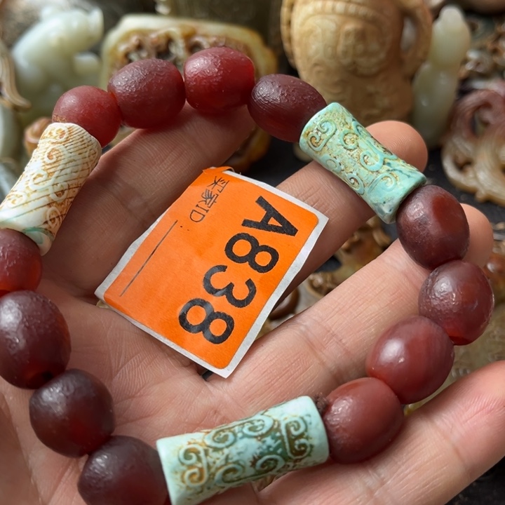 玛瑙/玉髓颈饰合金