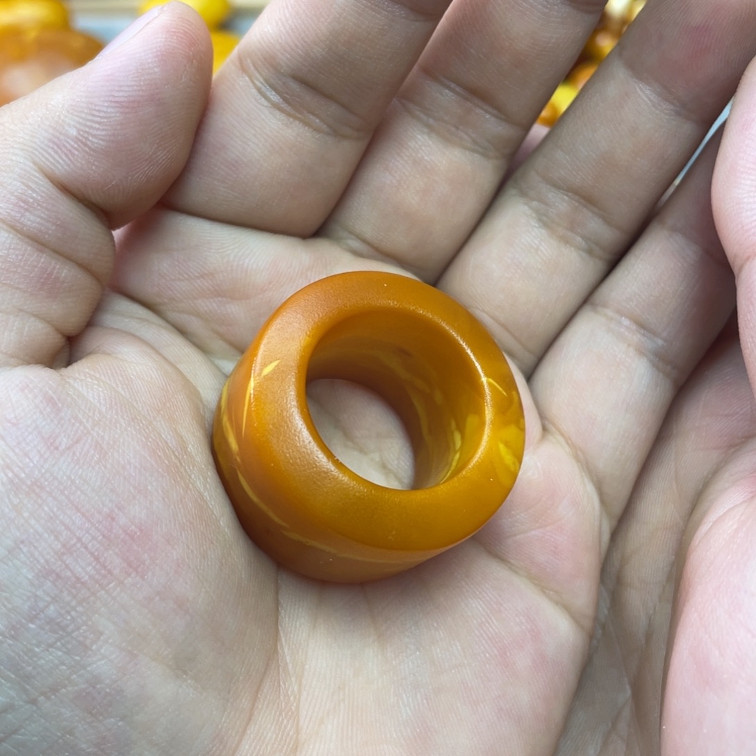蜜蜡未镶嵌吊坠(不含链)