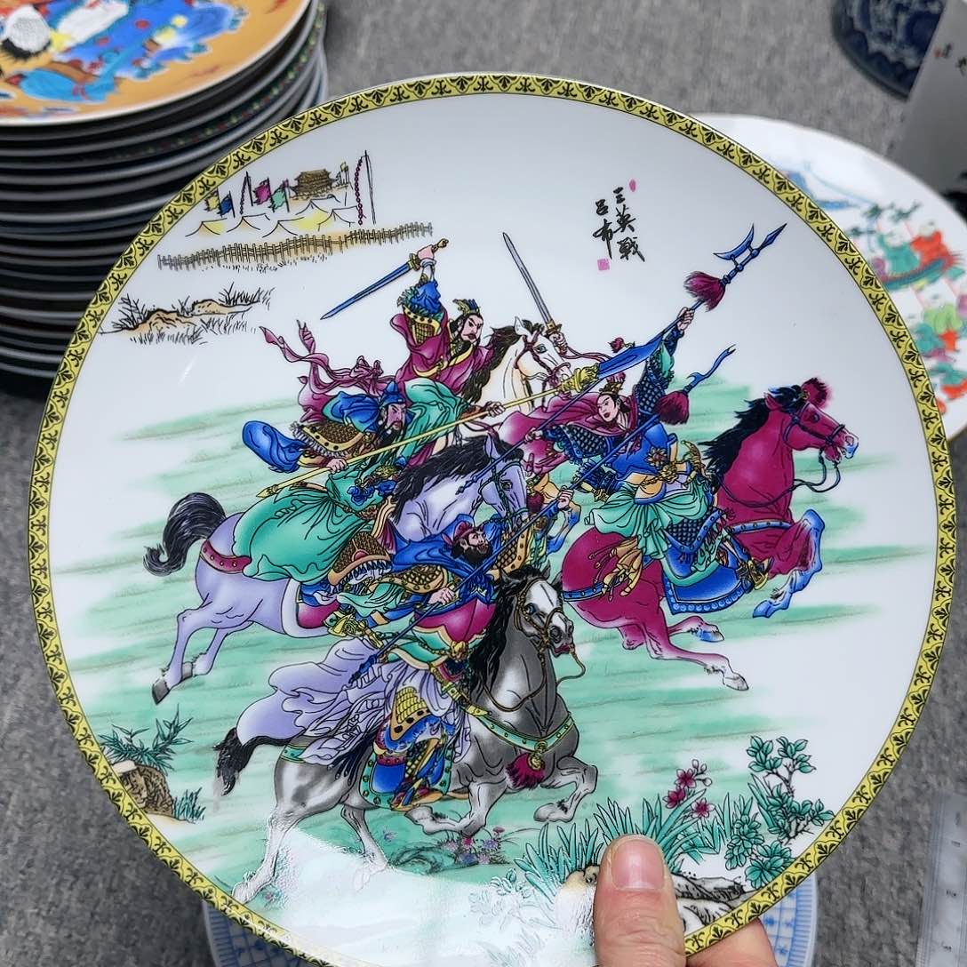 摆件瓷器的工艺技术水平