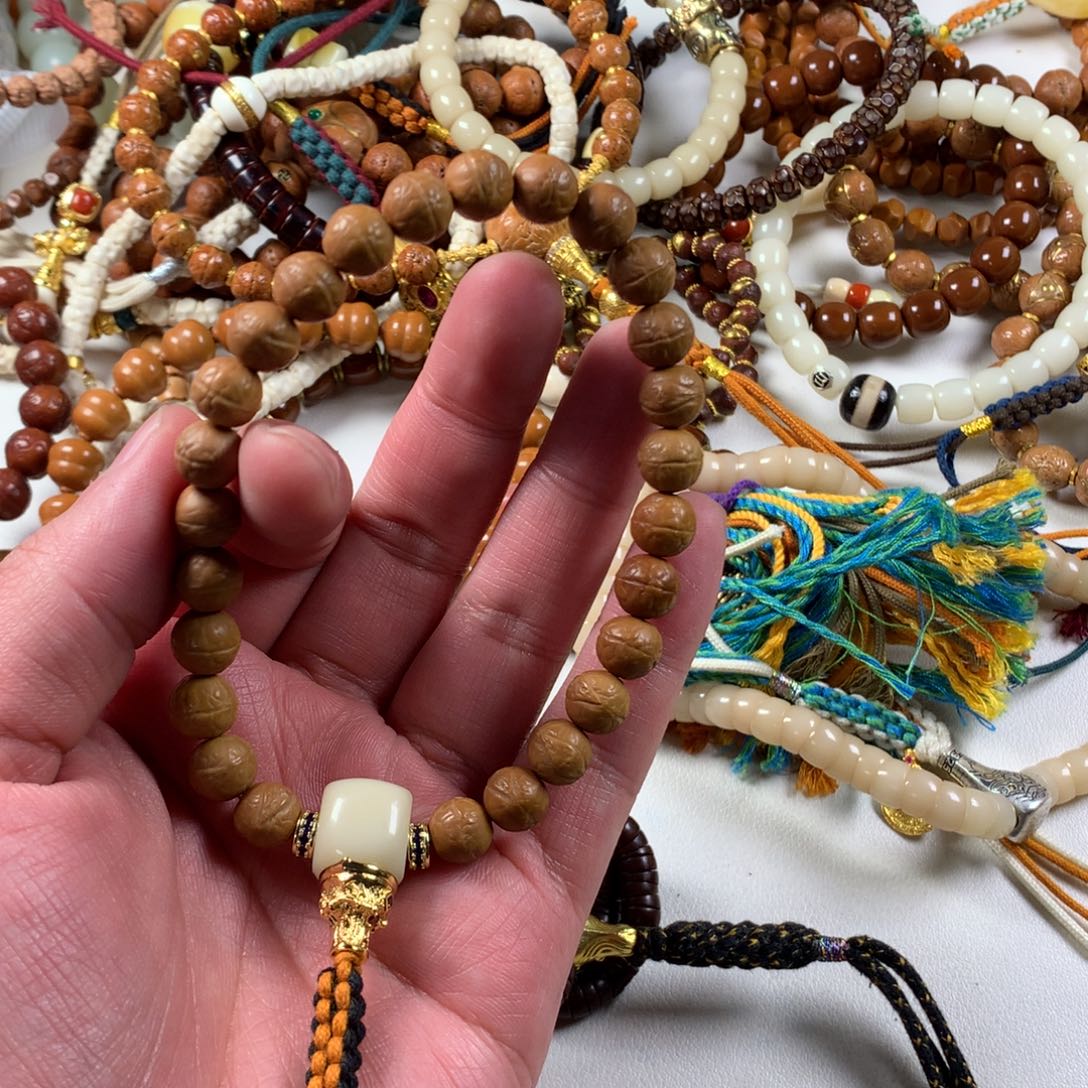 吊坠猴头核桃。。。。。。。。。