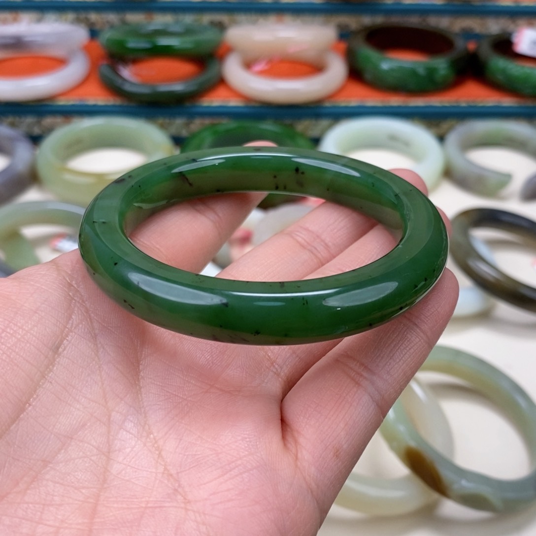 和田玉手镯57.1未镶嵌艾*姐