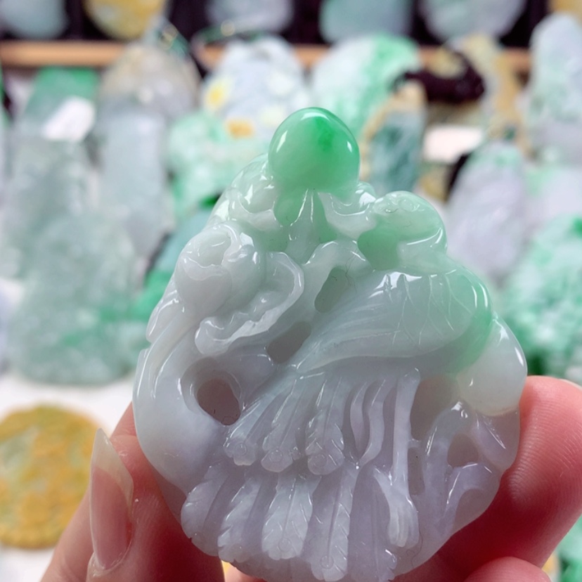 【闪购商品】翡翠吊坠(不含链)未镶嵌