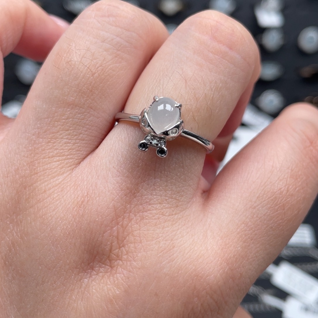 翡翠戒指银S925镶嵌戒指