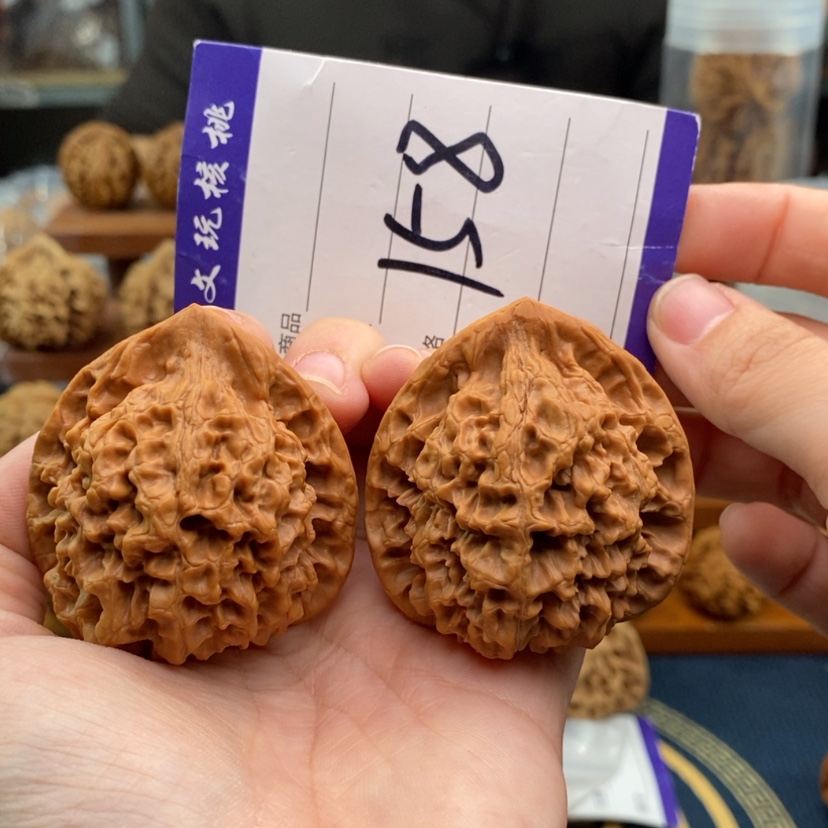 【闪购商品】文玩核桃吊坠46官帽