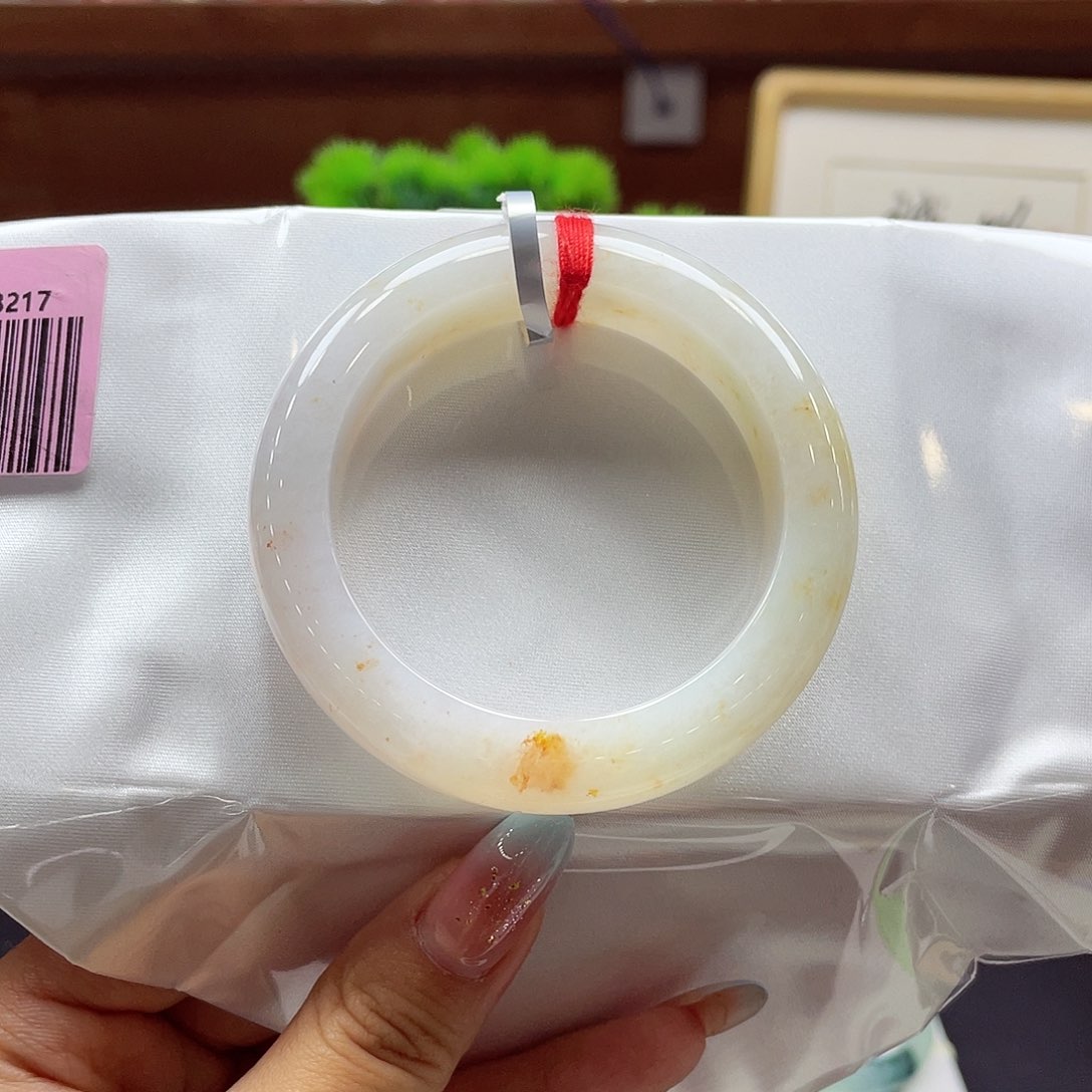 翡翠未镶嵌手镯20 号链接