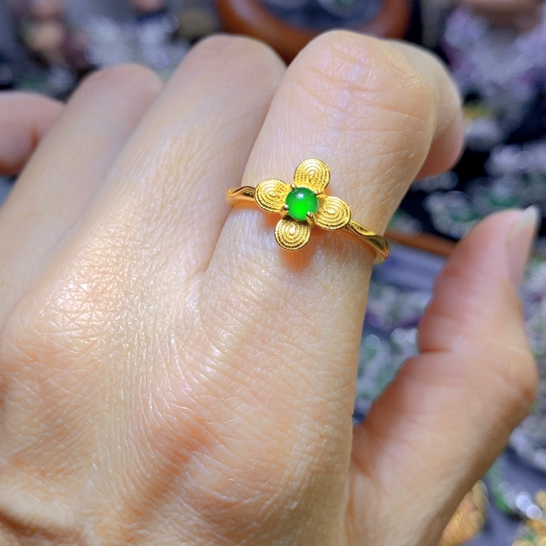 翡翠颈饰银S925镶嵌天然翡翠