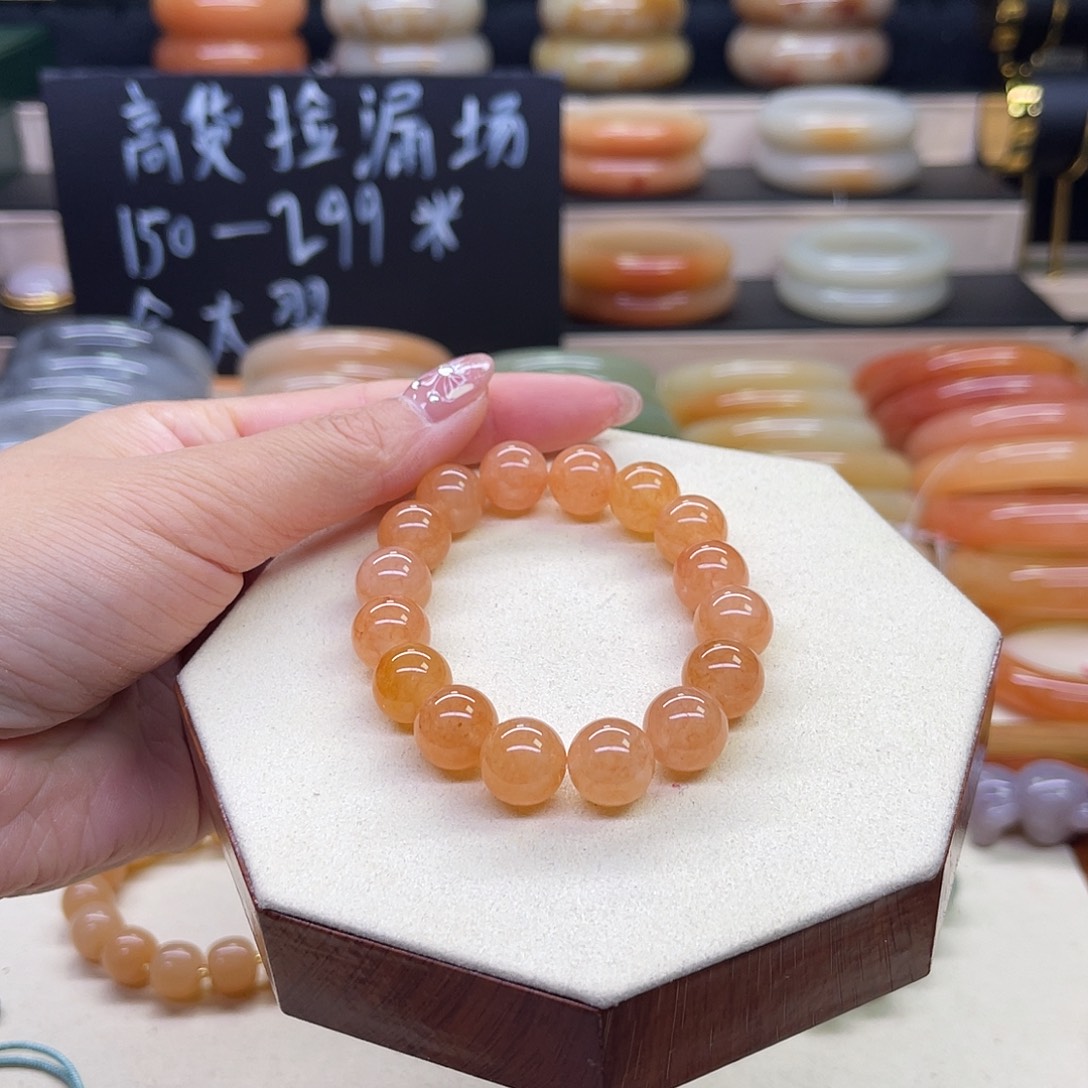 石英质玉未镶嵌手镯