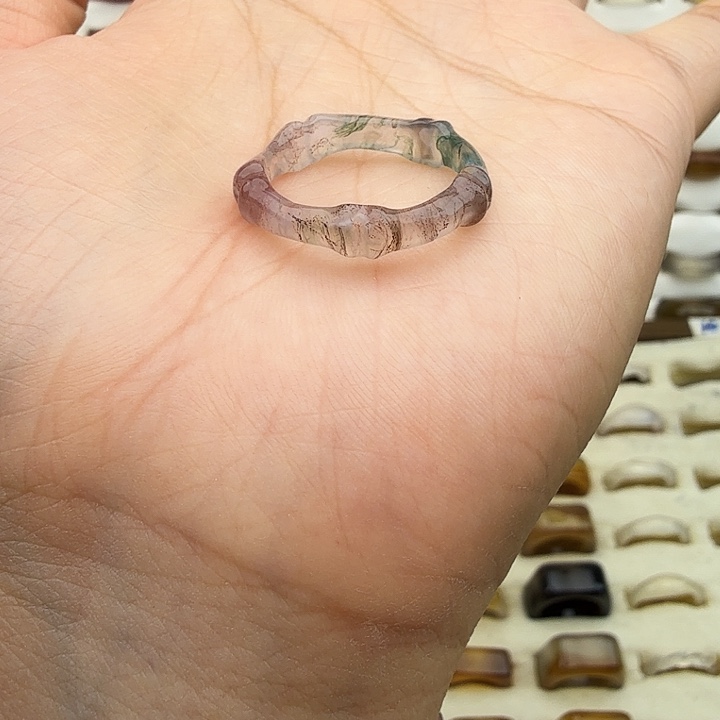 曦***希玛瑙/玉髓未镶嵌戒圈