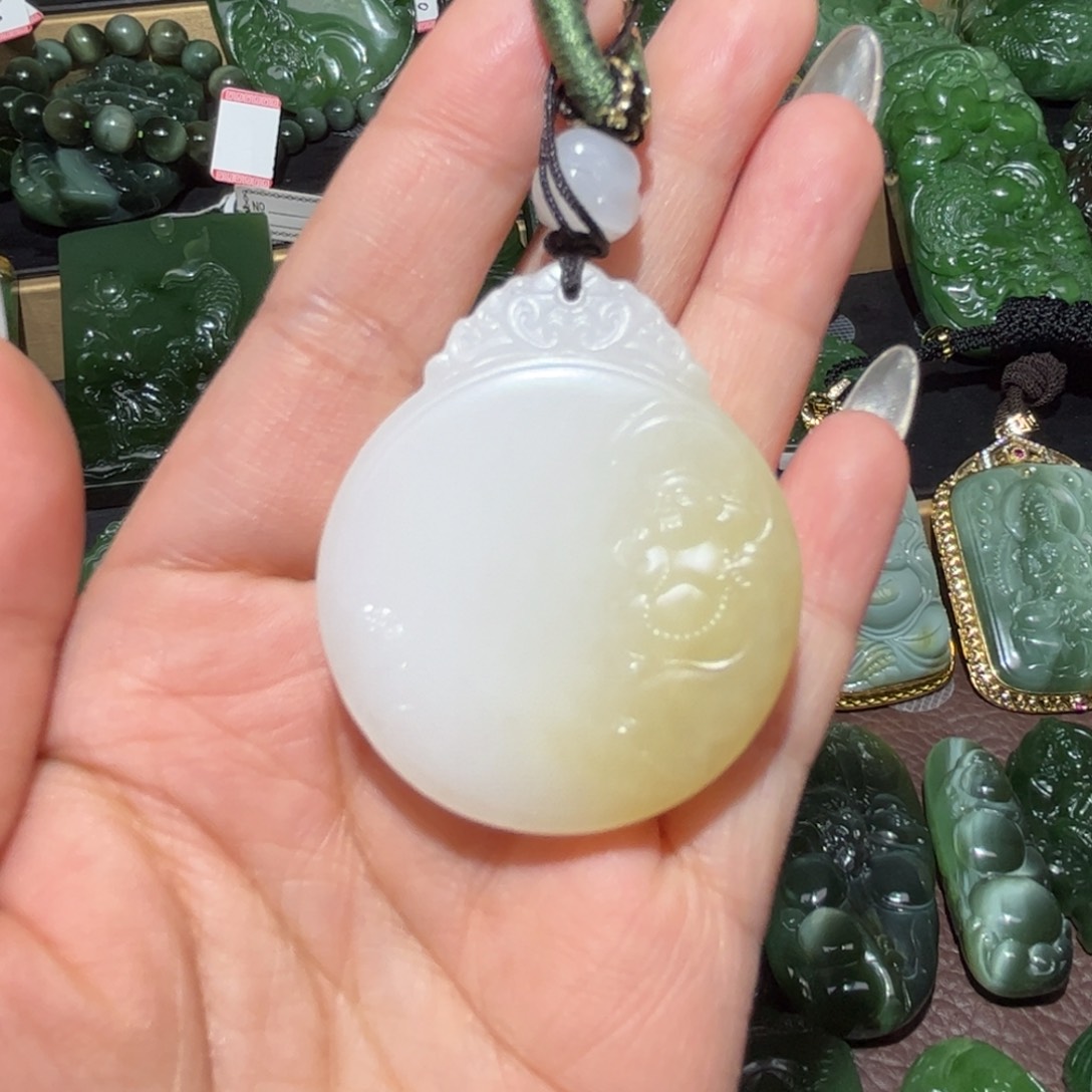 和田玉挂件未镶嵌