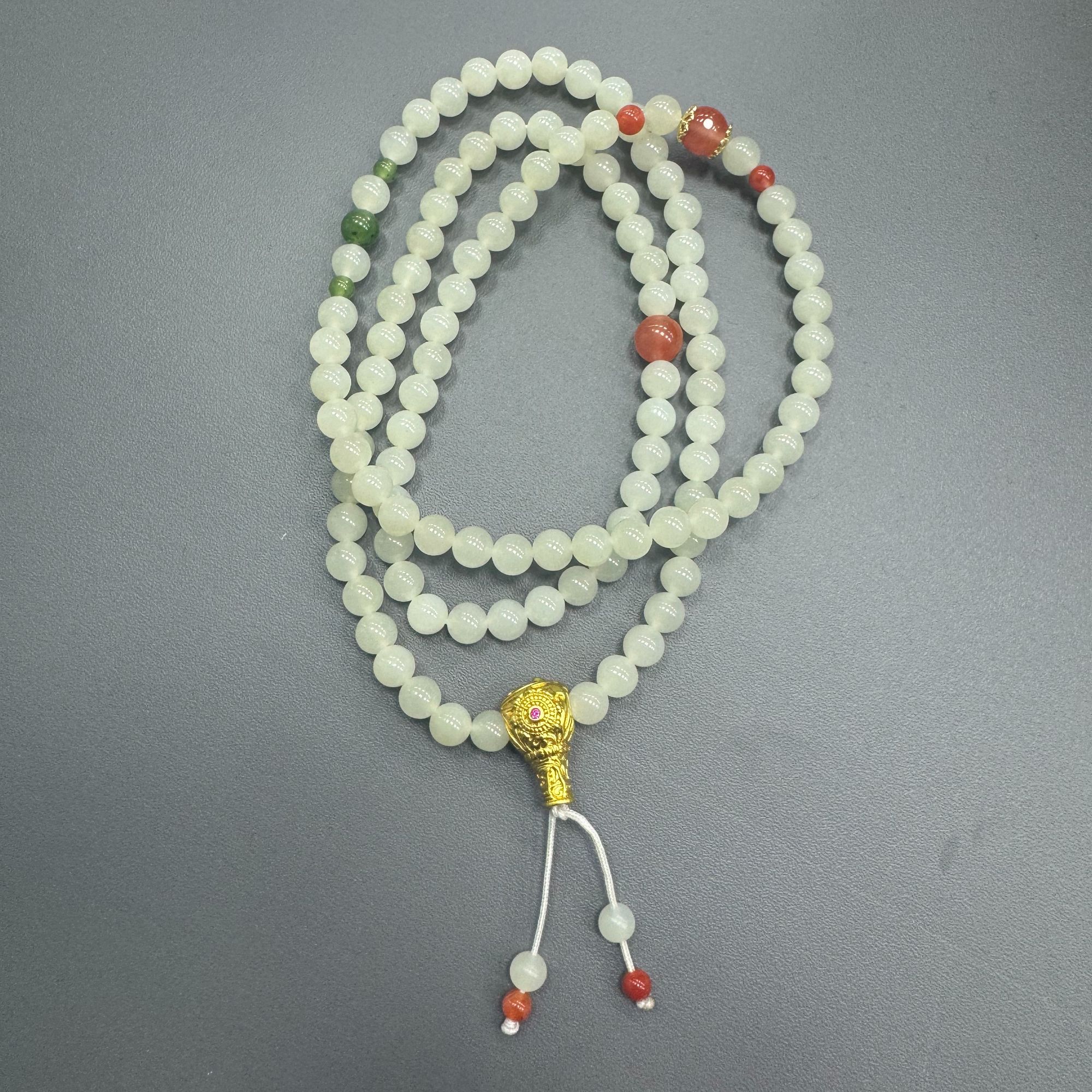 新疆和田玉手链卡6mm