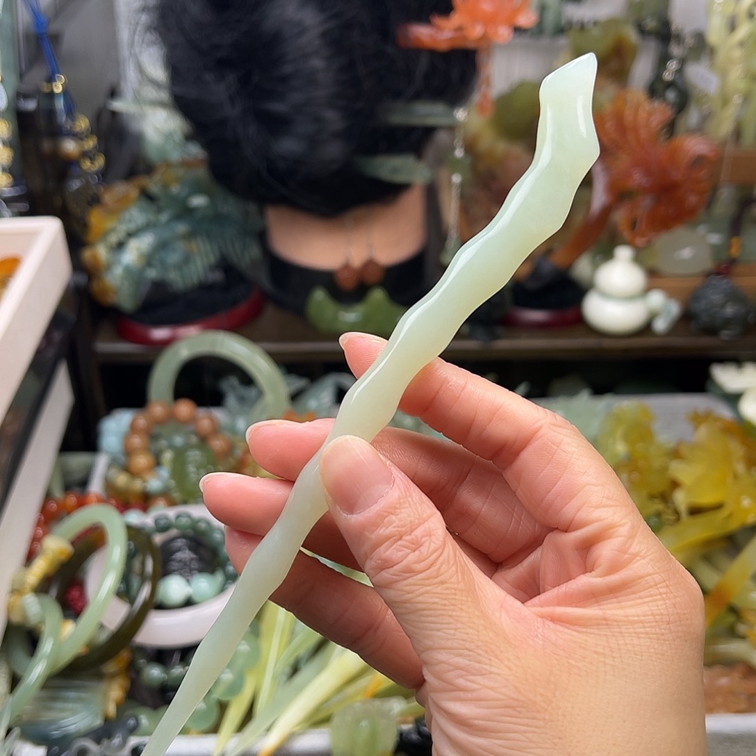 蛇纹石玉发簪合金