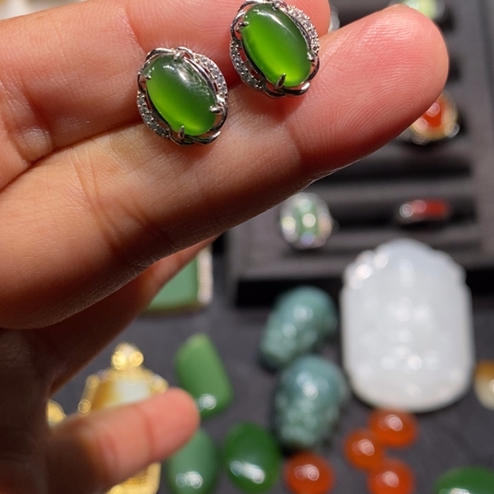 和田玉（碧玉）银S925镶嵌耳饰