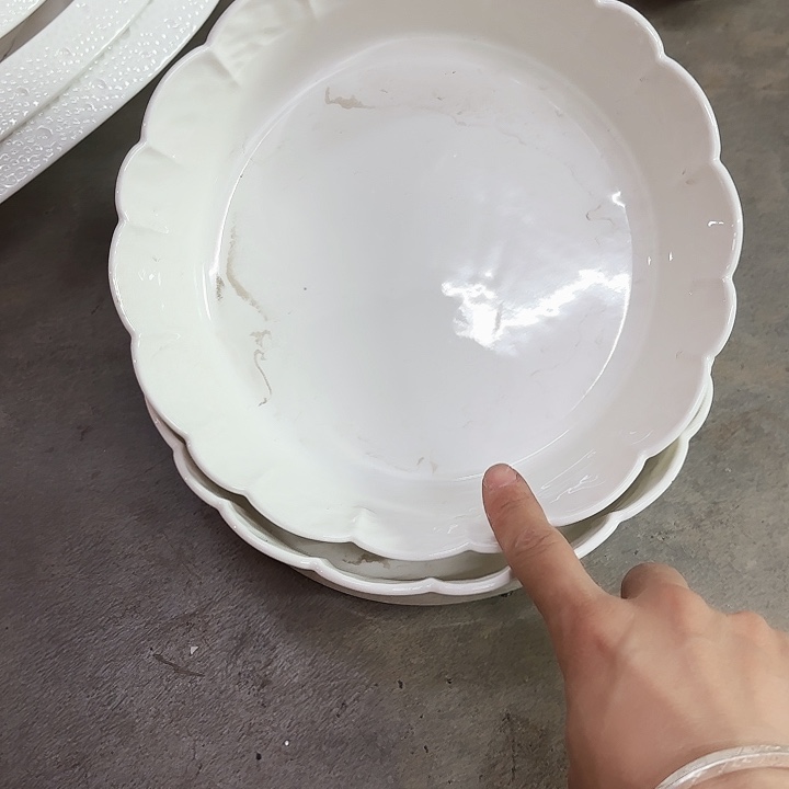 盘微瑕产品介意勿拍……2个沙拉