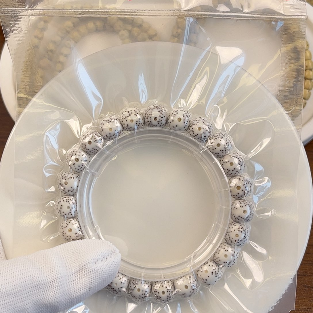 星月菩提手串9×8原白正月同枝果海南料精抛